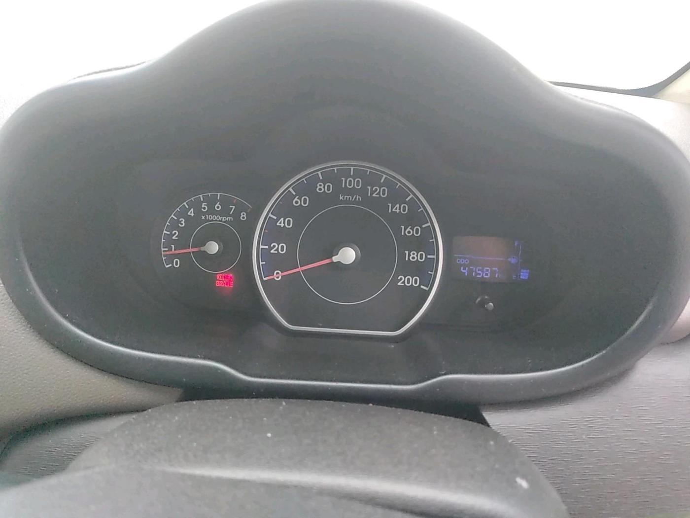 2013 Hyundai i10 MAGNA 1.2, Petrol, Manual, 47,587 km, interior