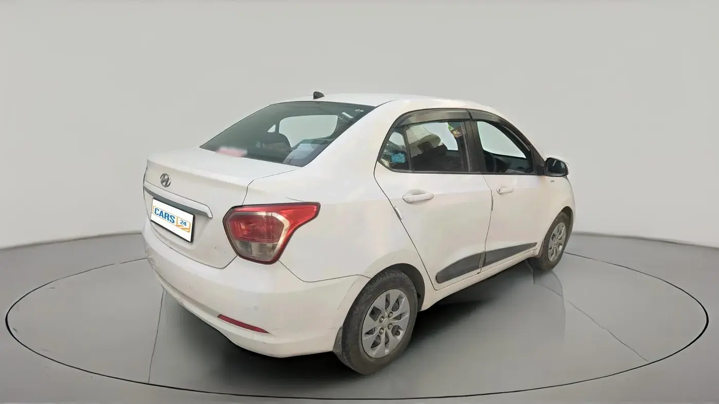 2016 Hyundai Xcent S 1.2, Petrol, Manual, 1,17,988 km, exterior