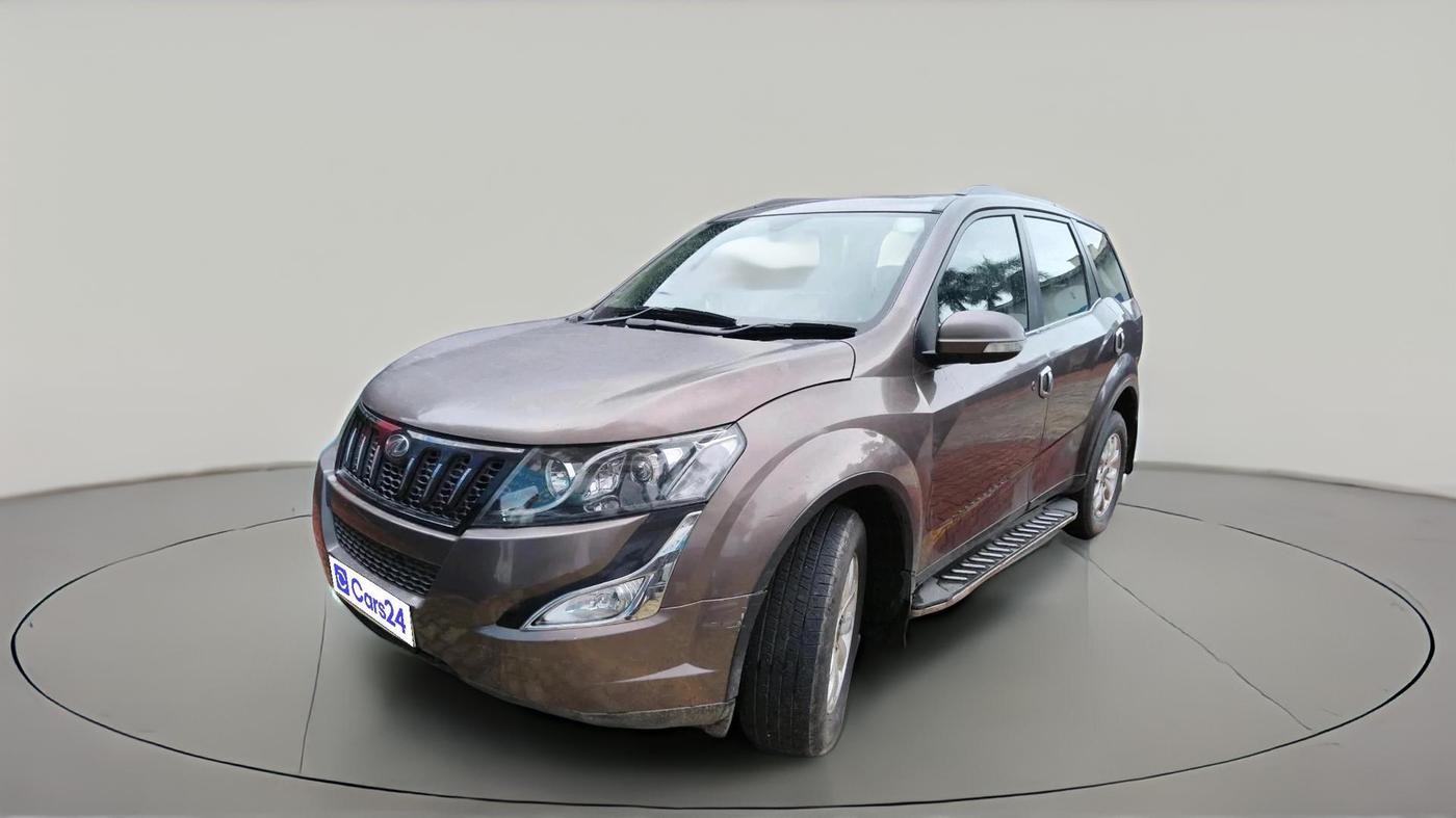 2017 Mahindra XUV500 W10, Diesel, Manual, 49,047 km, exterior
