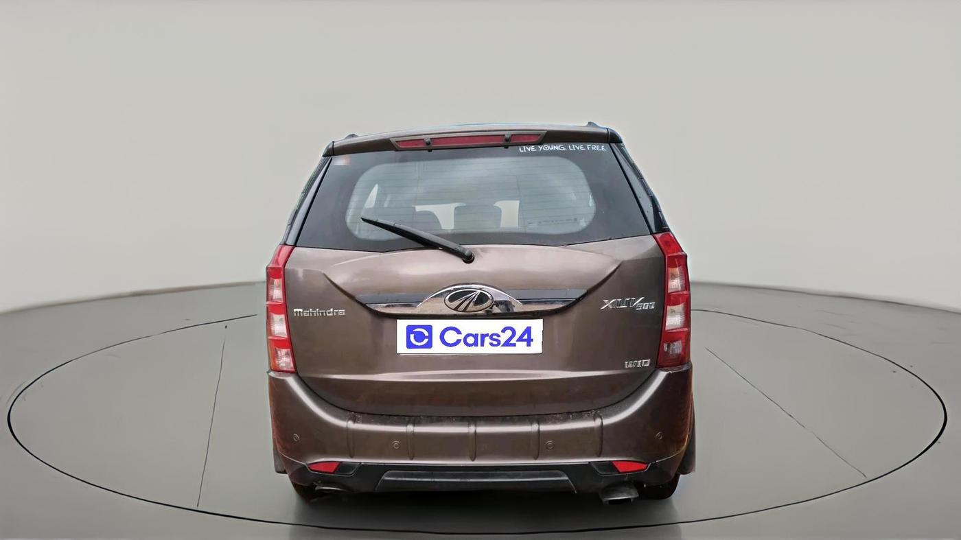 2017 Mahindra XUV500 W10, Diesel, Manual, 49,047 km, exterior
