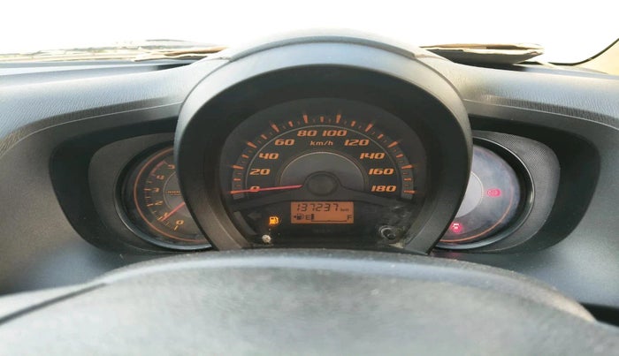 2014 Honda Amaze 1.5L I-DTEC S, Diesel, Manual, 1,37,237 km, interior