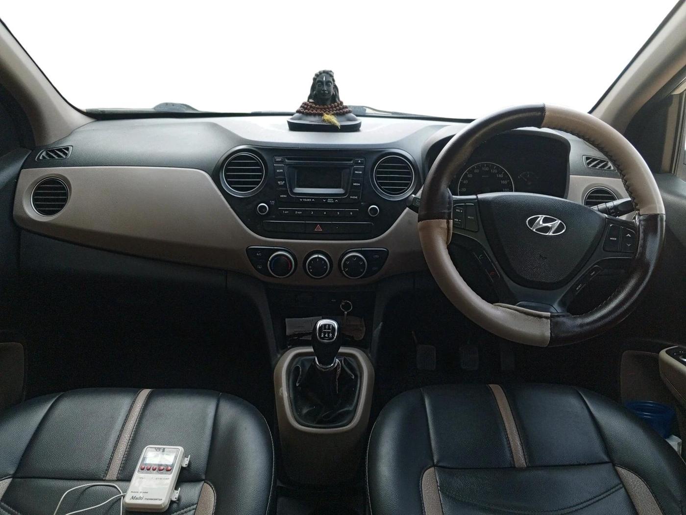 2014 Hyundai Grand i10 ASTA 1.2 KAPPA VTVT, Petrol, Manual, 1,22,039 km, interior