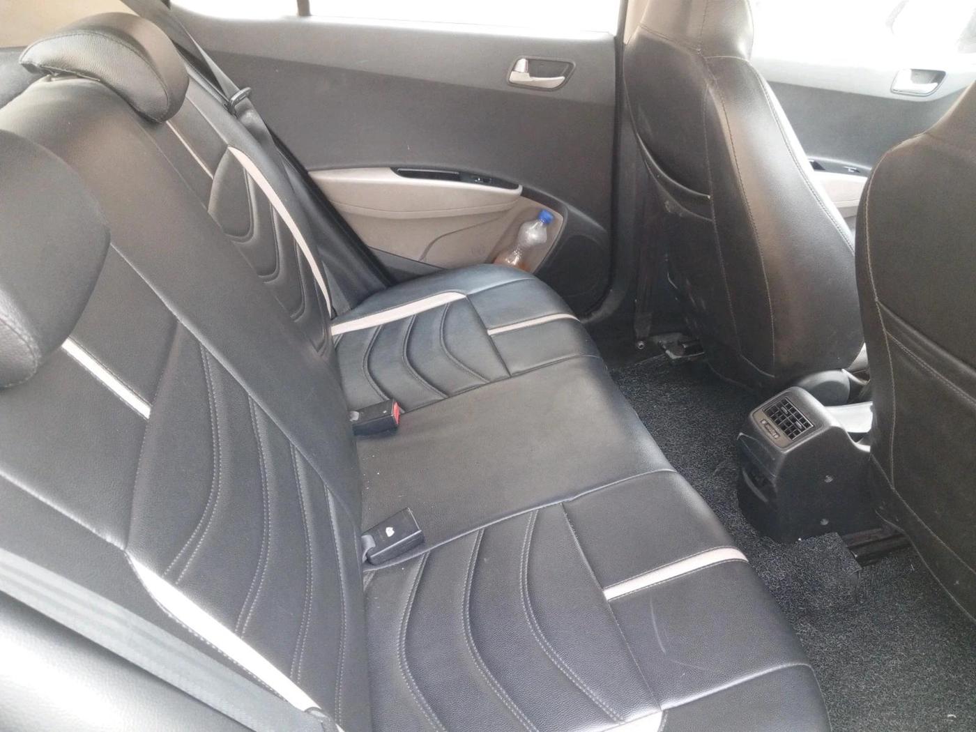2014 Hyundai Grand i10 ASTA 1.2 KAPPA VTVT, Petrol, Manual, 1,22,039 km, interior