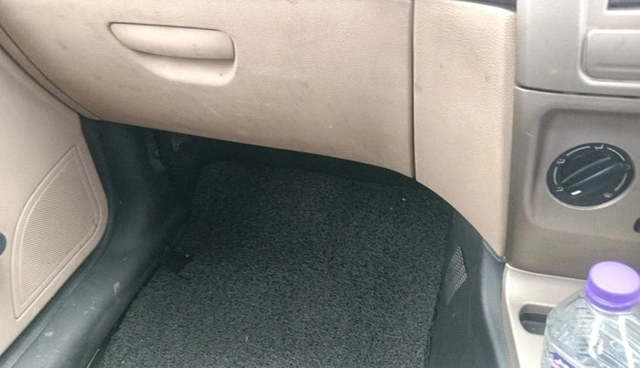 2013 Tata Indica Vista LS QUADRAJET, Diesel, Manual, 66,860 km, interior