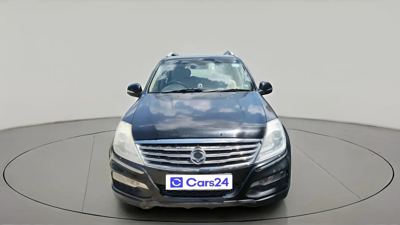 2013 Ssangyong Rexton RX7, Diesel, Automatic, 1,42,184 km, exterior