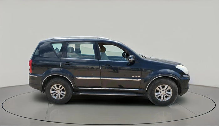 2013 Ssangyong Rexton RX7, Diesel, Automatic, 1,42,184 km, exterior