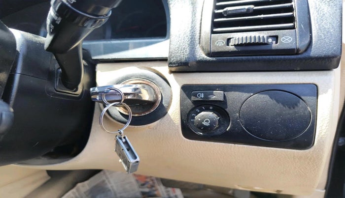 2013 Ssangyong Rexton RX7, Diesel, Automatic, 1,42,184 km, interior