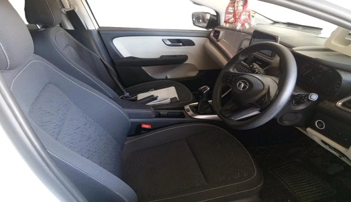 2022 Tata ALTROZ XZ PETROL, Petrol, Manual, 8,953 km, interior