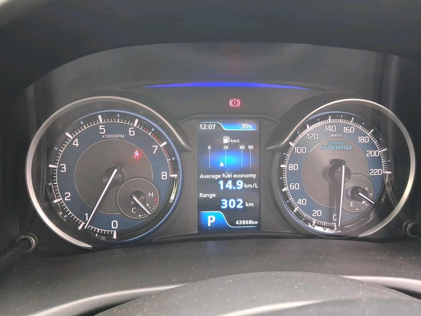 2022 Maruti XL6 ALPHA AT, Petrol, Automatic, 43,868 km, interior