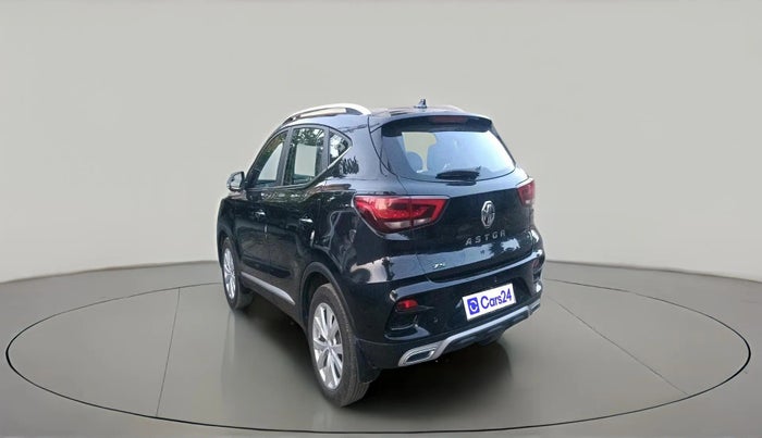 2024 MG ASTOR Select 1.5 MT (Ivory), Petrol, Manual, 13,668 km, exterior