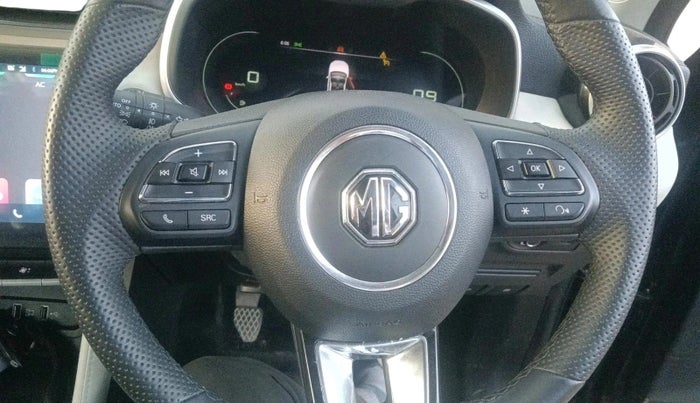 2024 MG ASTOR Select 1.5 MT (Ivory), Petrol, Manual, 13,668 km, interior