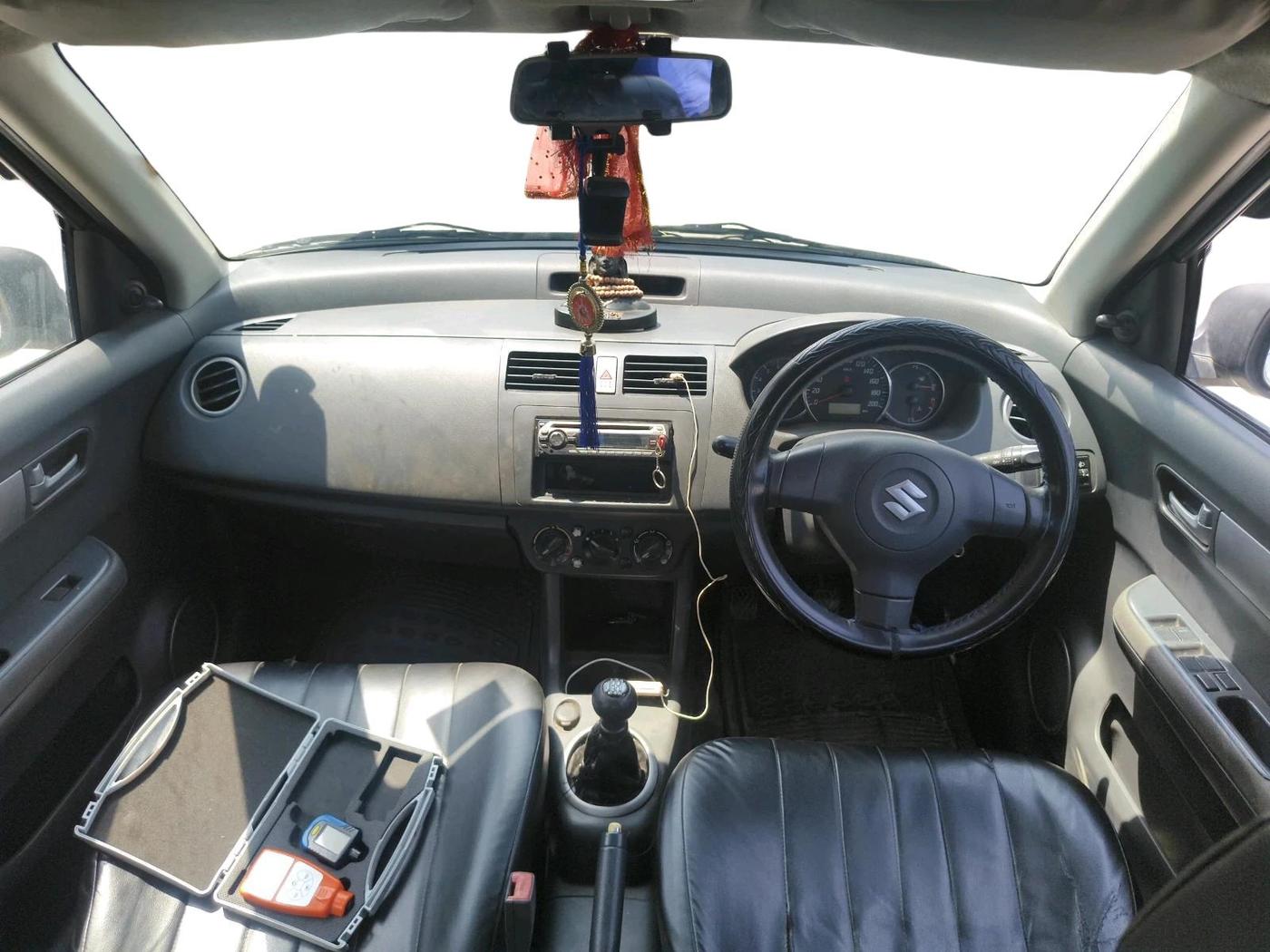 2009 Maruti Swift VXI 1.3, Petrol, Manual, 88,782 km, interior