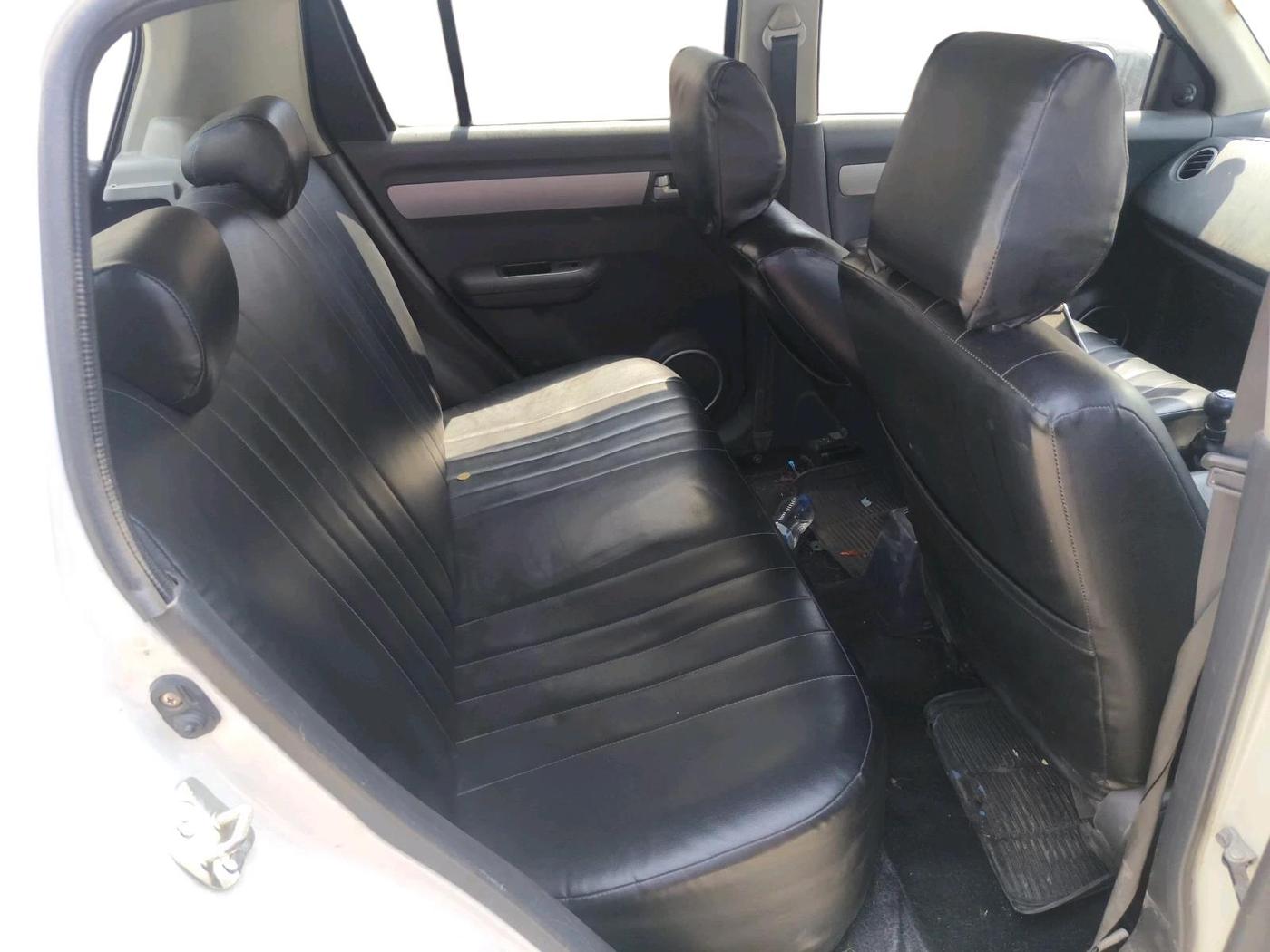 2009 Maruti Swift VXI 1.3, Petrol, Manual, 88,782 km, interior