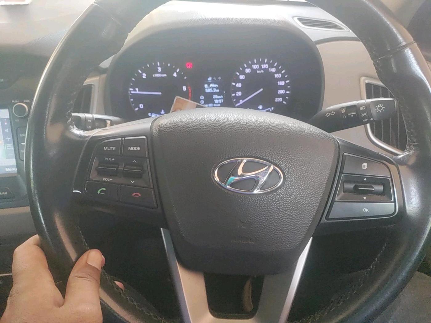 2015 Hyundai Creta SX PLUS 1.6 DIESEL, Diesel, Manual, 50,660 km, interior