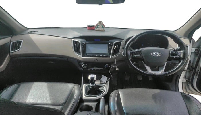 2015 Hyundai Creta SX (O) 1.6 DIESEL, Diesel, Manual, 1,04,816 km, interior