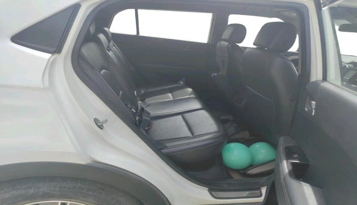 2015 Hyundai Creta SX (O) 1.6 DIESEL, Diesel, Manual, 1,04,816 km, interior