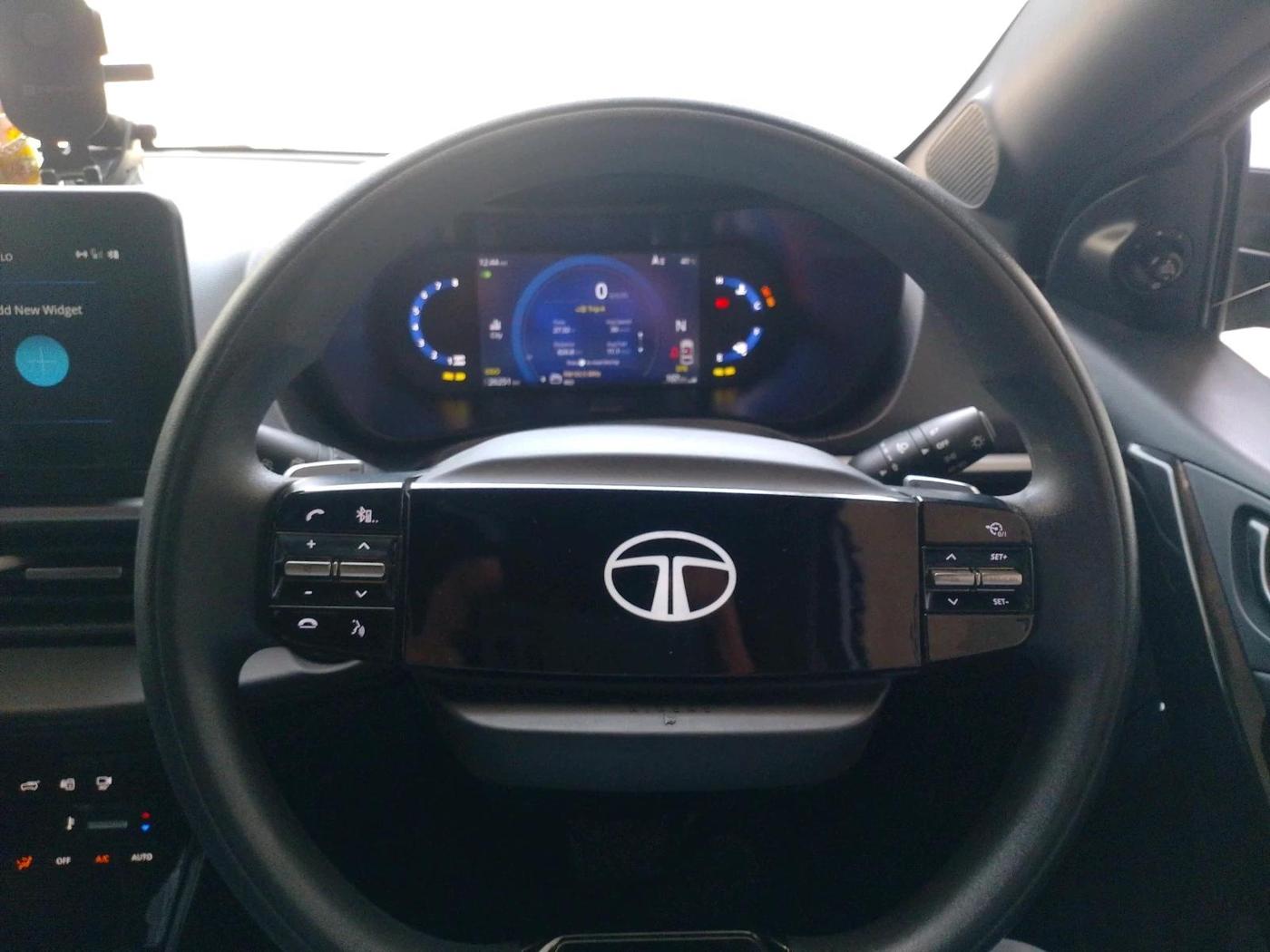 2024 Tata NEXON Creative Plus S 1.2 Revotron 6AMT Dark Edition, Petrol, Automatic, 26,430 km, interior
