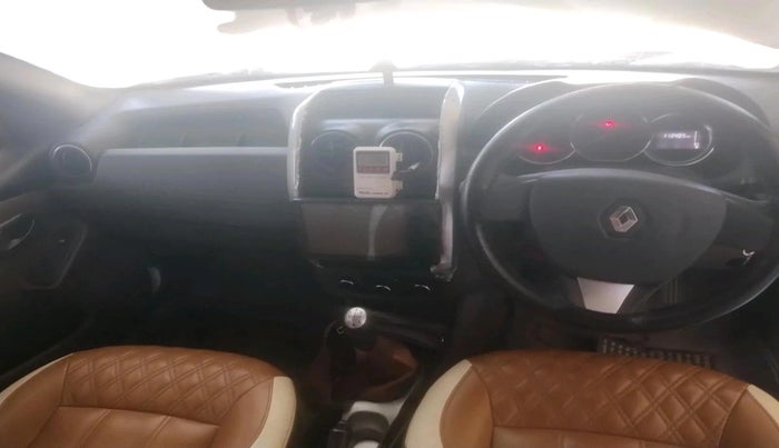 2017 Renault Duster RXL PETROL, Petrol, Manual, 1,13,405 km, interior