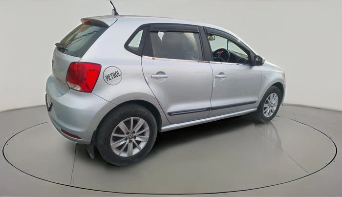 2015 Volkswagen Polo HIGHLINE1.2L, Petrol, Manual, 1,11,453 km, exterior