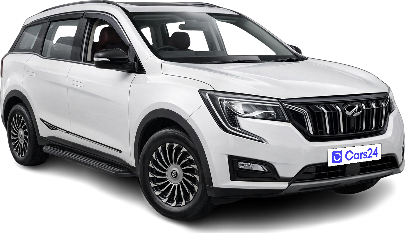 2022 Mahindra XUV700 - SUV - Petrol - Manual - ₹10.75 lakh