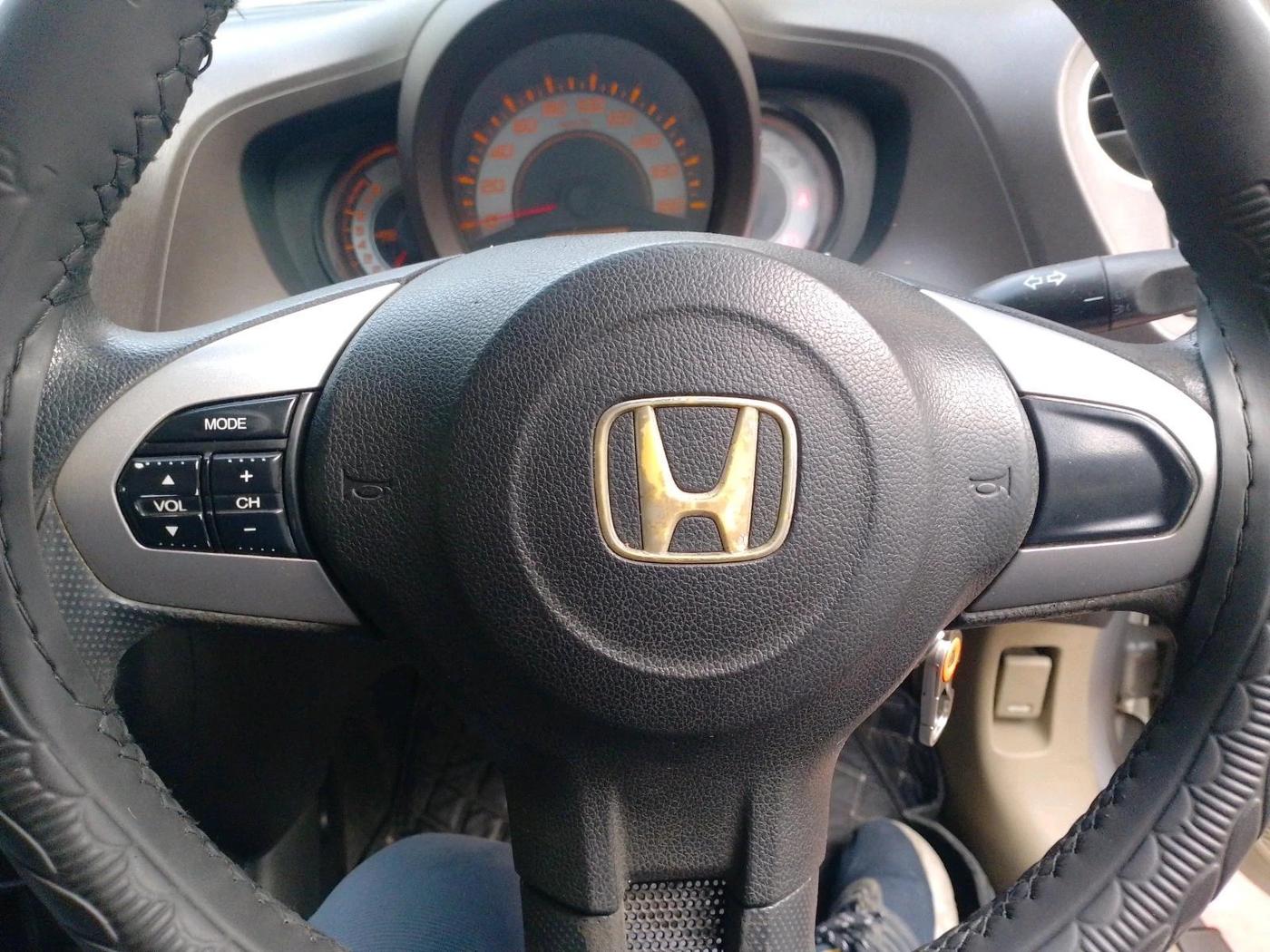 2012 Honda Brio S MT, Petrol, Manual, 80,307 km, interior