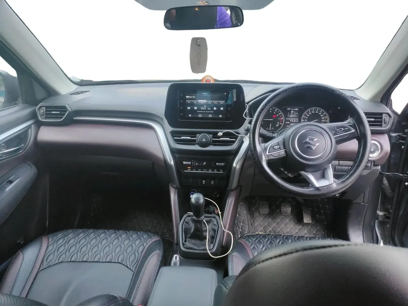 2024 Maruti Grand Vitara DELTA SMART HYBRID, Petrol, Manual, 16,319 km, interior