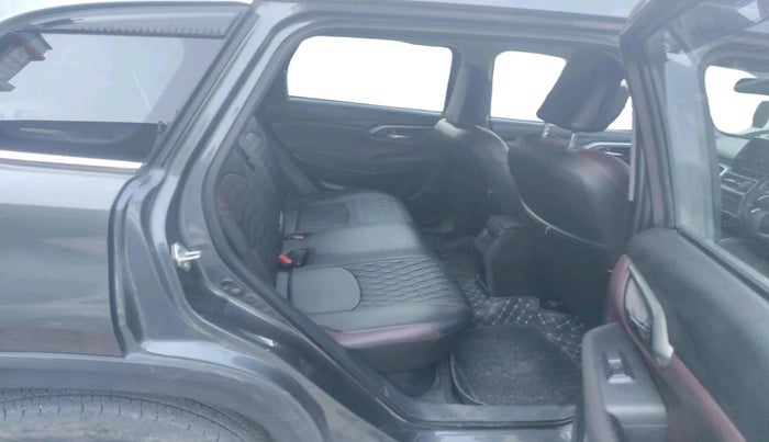 2024 Maruti Grand Vitara DELTA SMART HYBRID, Petrol, Manual, 16,319 km, interior