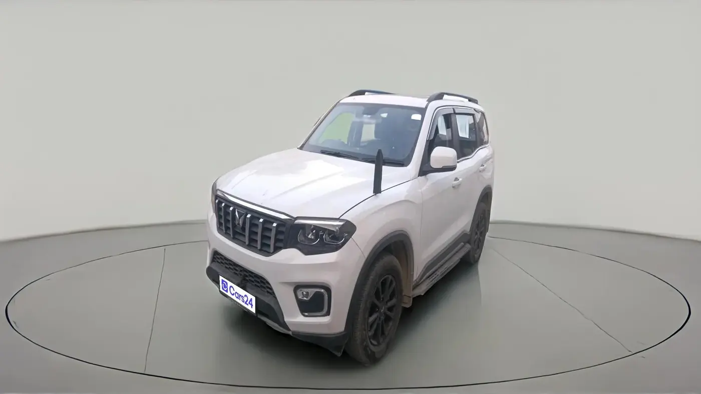 2025 Mahindra SCORPIO-N Z8 Select Petrol MT, Petrol, Manual, 5,886 km, exterior