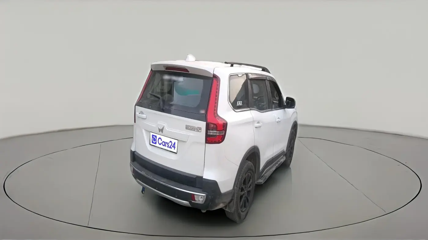 2025 Mahindra SCORPIO-N Z8 Select Petrol MT, Petrol, Manual, 5,886 km, exterior