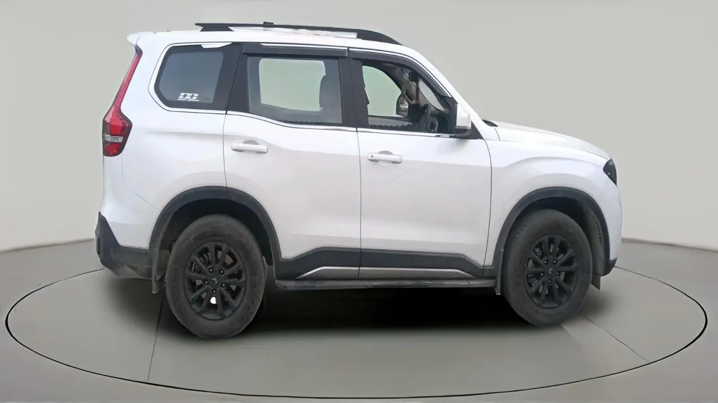 2025 Mahindra SCORPIO-N Z8 Select Petrol MT, Petrol, Manual, 5,886 km, exterior
