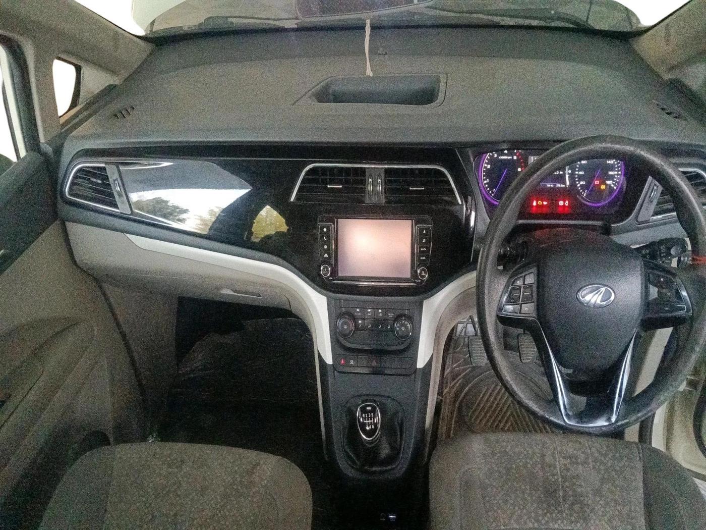 2018 Mahindra MARAZZO M6 7 STR, Diesel, Manual, 1,33,828 km, interior