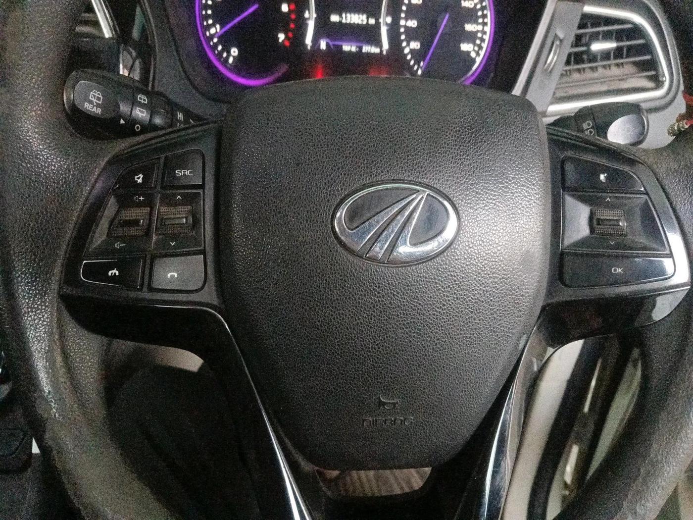 2018 Mahindra MARAZZO M6 7 STR, Diesel, Manual, 1,33,828 km, interior