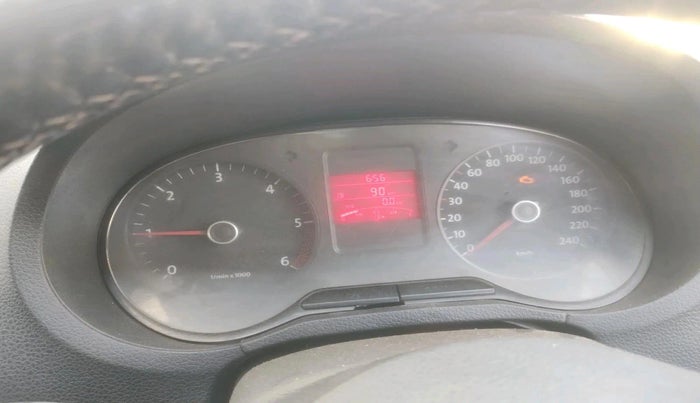 2013 Volkswagen Polo COMFORTLINE 1.2L, Diesel, Manual, 1,48,917 km, interior