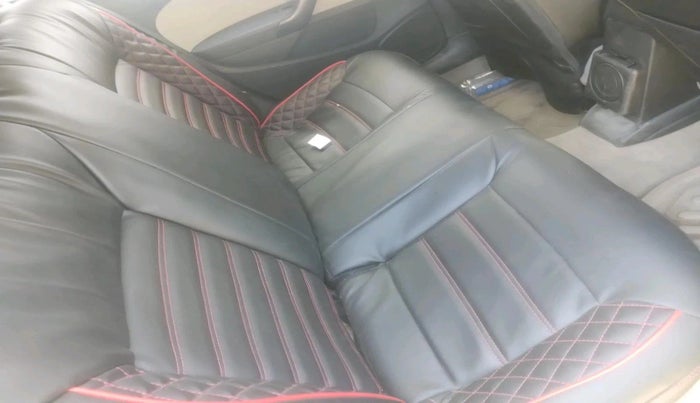 2013 Volkswagen Polo COMFORTLINE 1.2L, Diesel, Manual, 1,48,917 km, interior