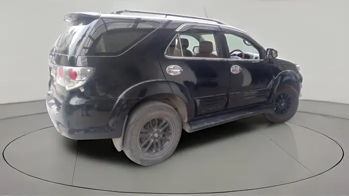 2013 Toyota Fortuner 3.0 4X4 MT, Diesel, Manual, 3,77,865 km, exterior