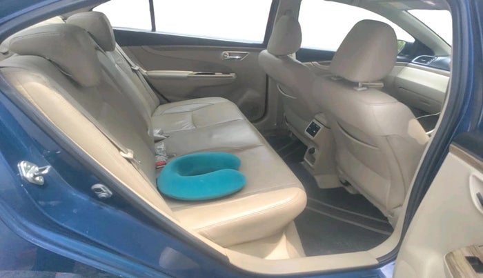 2018 Maruti Ciaz ALPHA  AT 1.5 SHVS PETROL, Petrol, Automatic, 1,10,415 km, interior