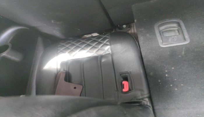 2012 Mahindra XUV500 W4, Diesel, Manual, 76,440 km, interior