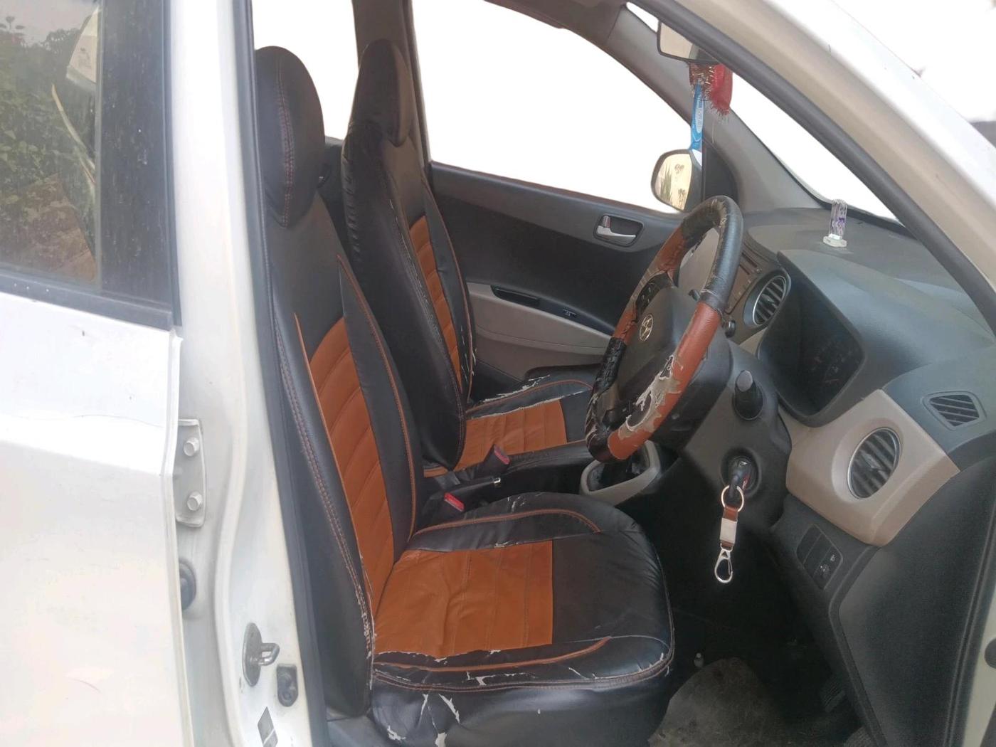 2015 Hyundai Xcent S 1.1 CRDI, Diesel, Manual, 1,65,295 km, interior
