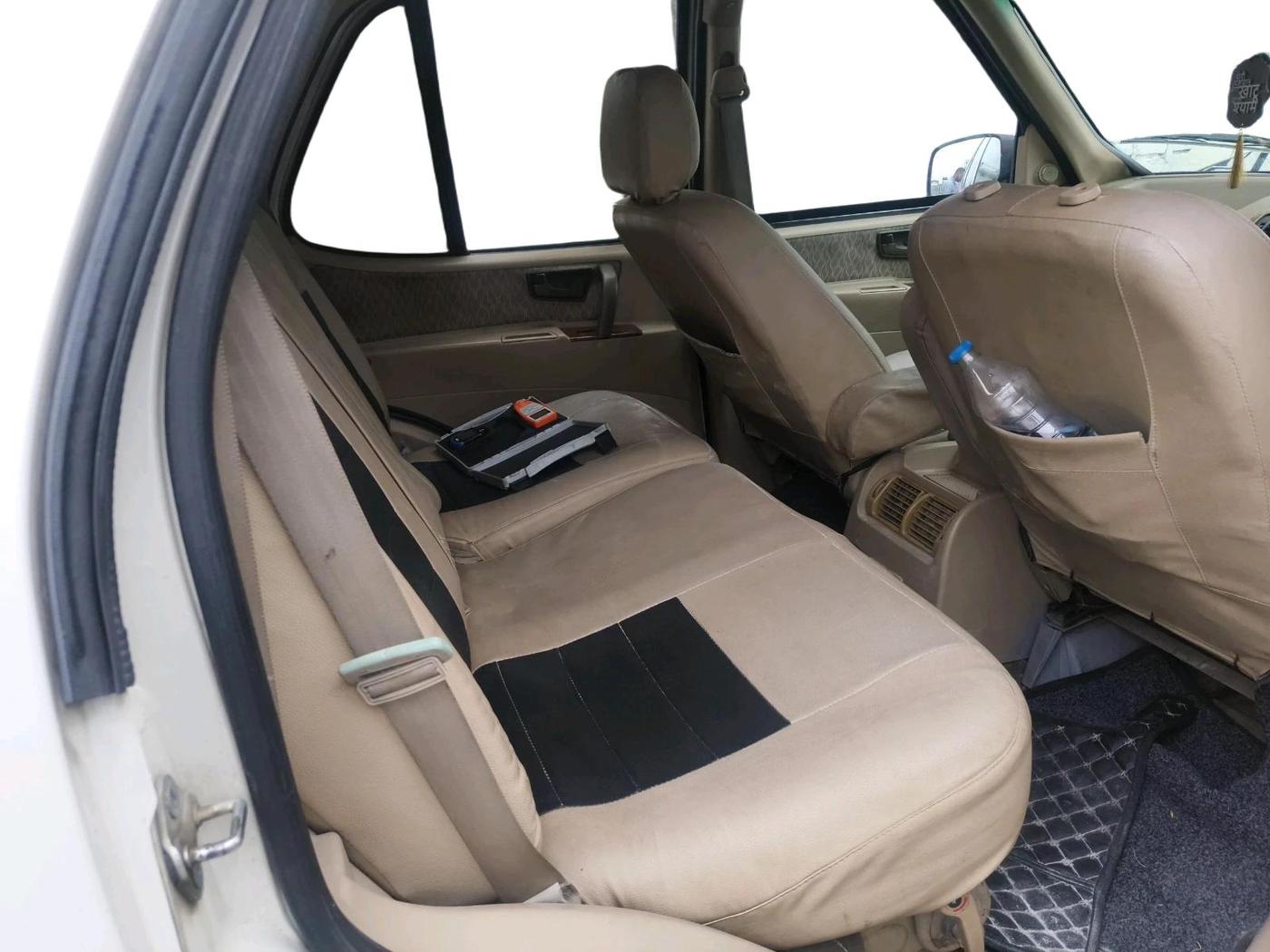 2013 Tata Safari 4X2 EX DICOR, Diesel, Manual, 1,25,755 km, interior