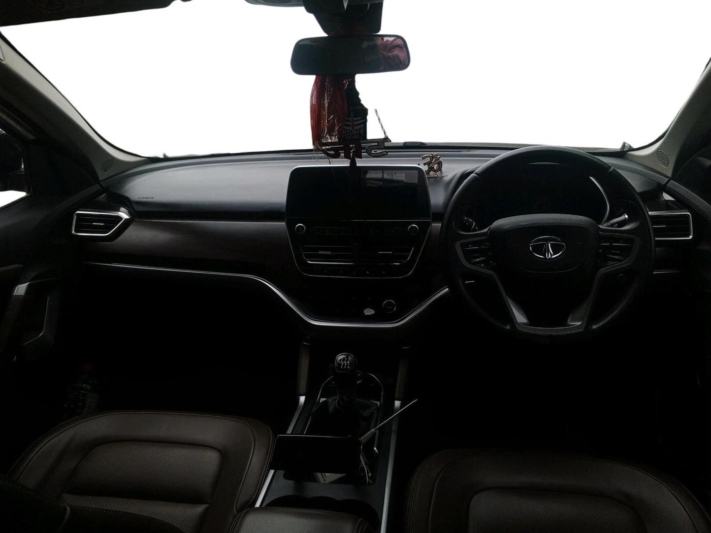 2019 Tata Harrier XZ 2.0L, Diesel, Manual, 1,13,019 km, interior