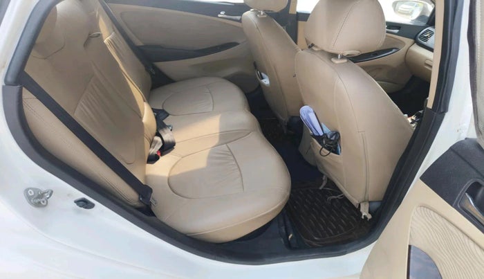 2014 Hyundai Verna FLUIDIC 1.6 CRDI SX, Diesel, Manual, 1,84,070 km, interior