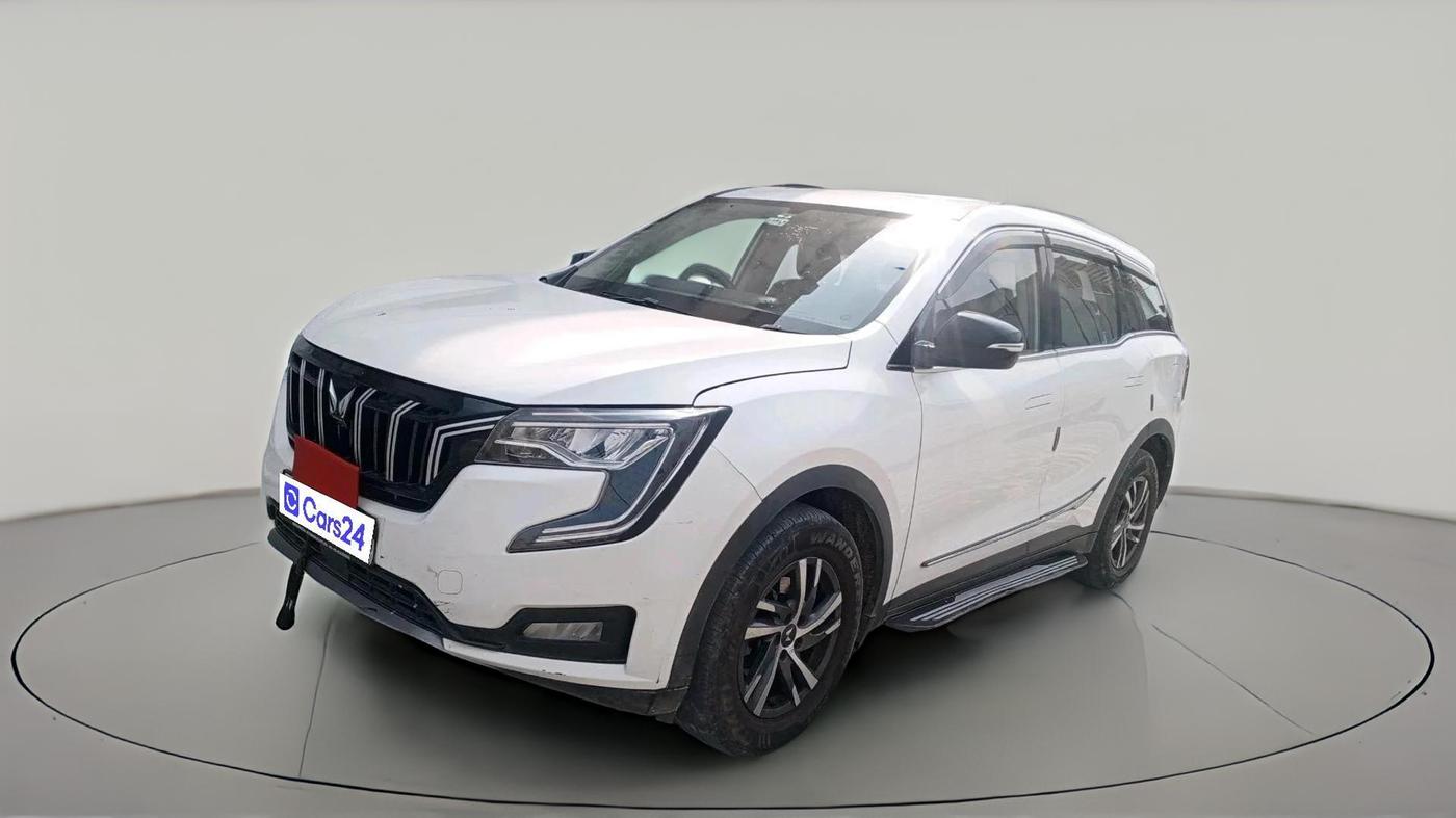 2022 Mahindra XUV700 AX 5 P MT 7 STR, Petrol, Manual, 44,967 km, exterior