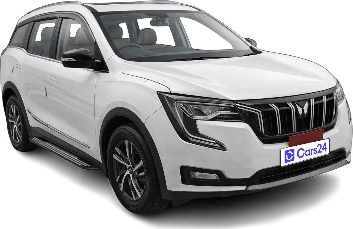 2022 Mahindra XUV700 - SUV - Petrol - Manual - ₹14.80 lakh