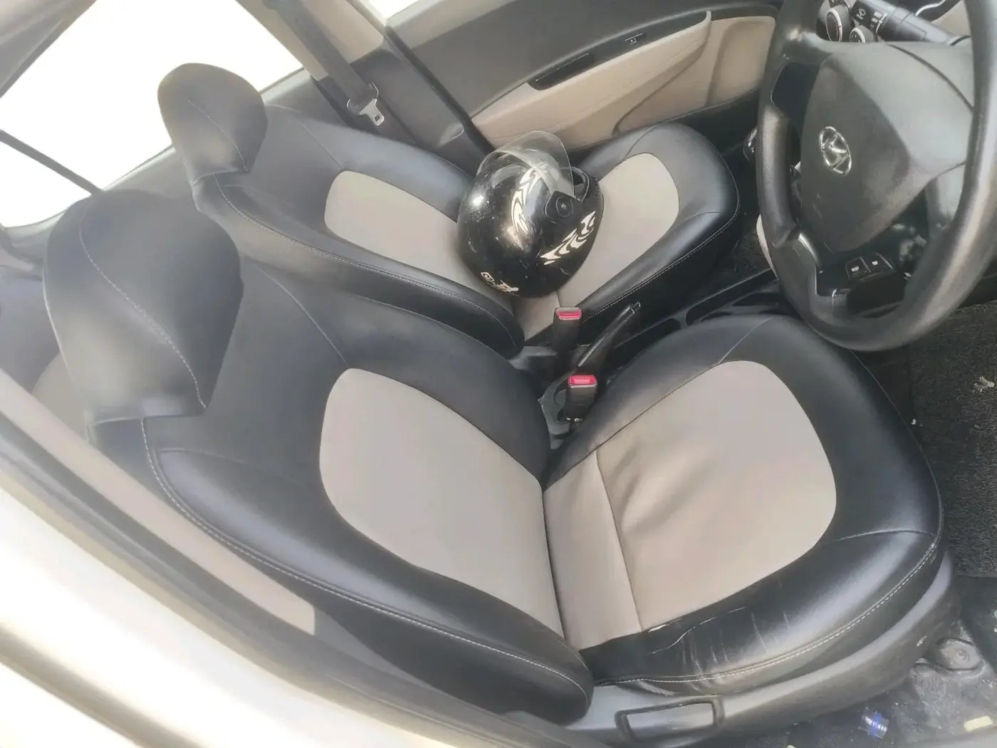 2018 Hyundai XCENT PRIME T PLUS CRDI, Diesel, Manual, 1,42,964 km, interior