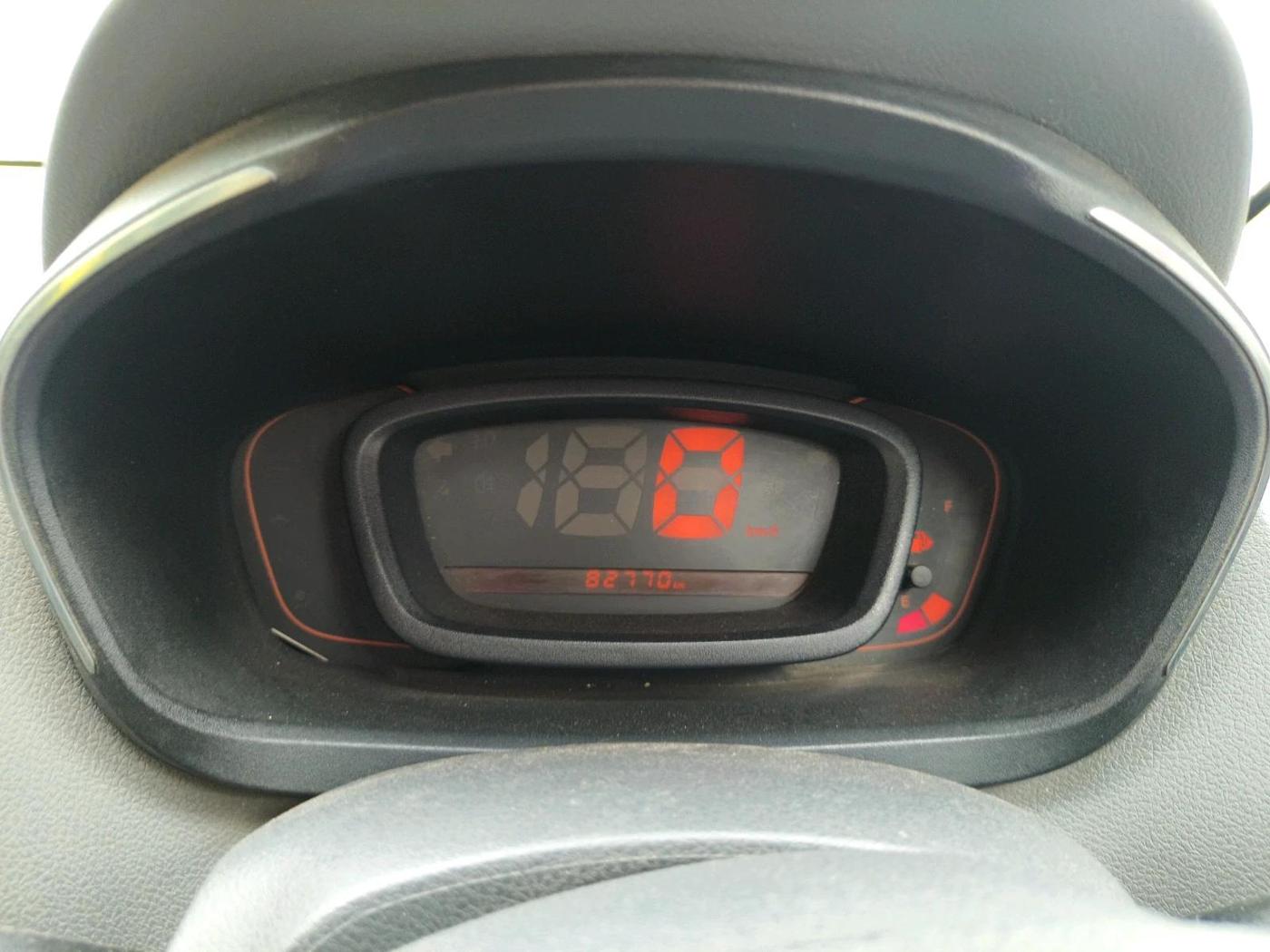 2016 Renault Kwid RXT 0.8, Petrol, Manual, 82,770 km, interior