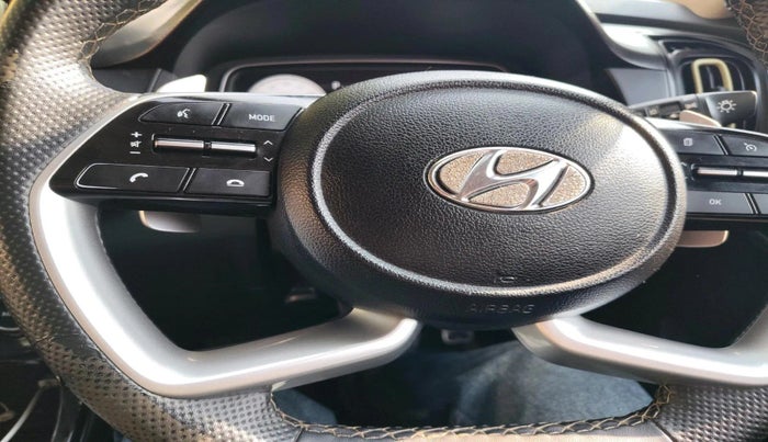 2024 Hyundai ALCAZAR Signature (O) AE Turbo 7Str DT DCT, Petrol, Automatic, 86,000 km, interior