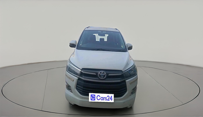 2017 Toyota Innova Crysta 2.4 G 8 STR, Diesel, Manual, 72,695 km, exterior