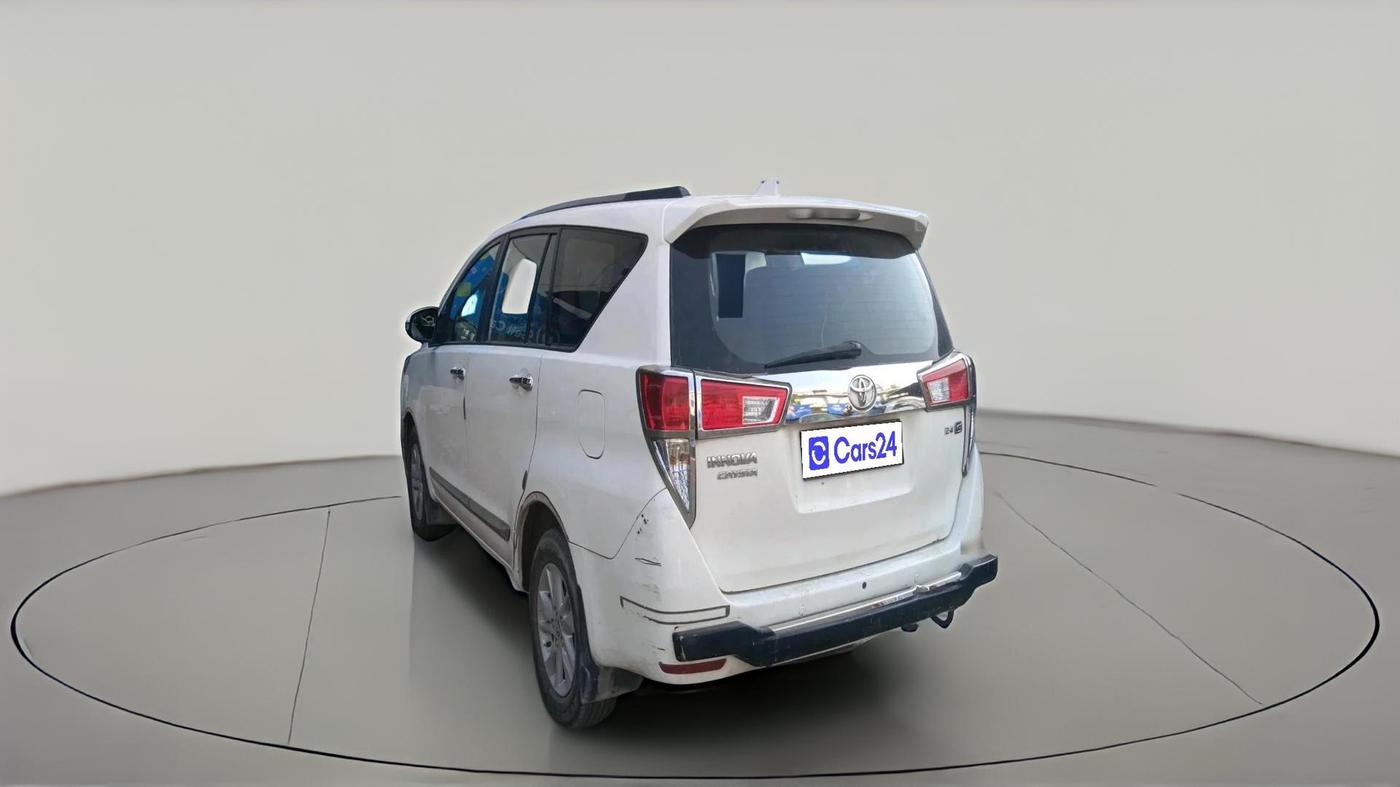 2017 Toyota Innova Crysta 2.4 G 8 STR, Diesel, Manual, 72,695 km, exterior