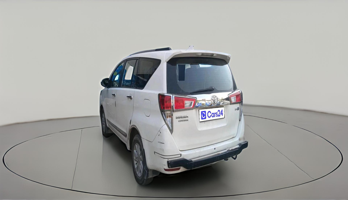 2017 Toyota Innova Crysta 2.4 G 8 STR, Diesel, Manual, 72,695 km, exterior