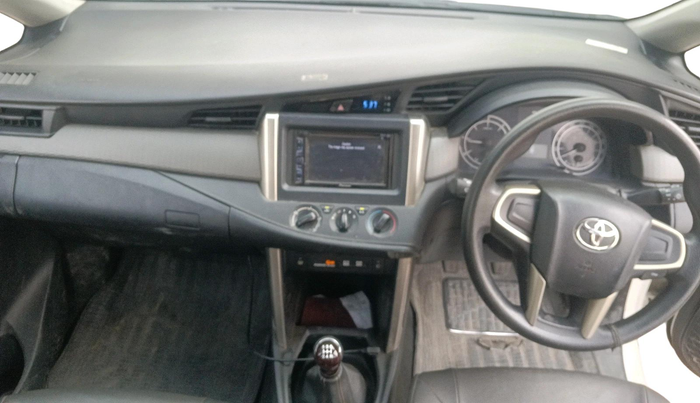 2017 Toyota Innova Crysta 2.4 G 8 STR, Diesel, Manual, 72,695 km, interior